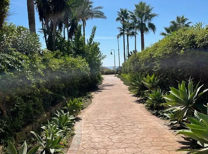 Апартаменты Precioso A Pie De Playa *